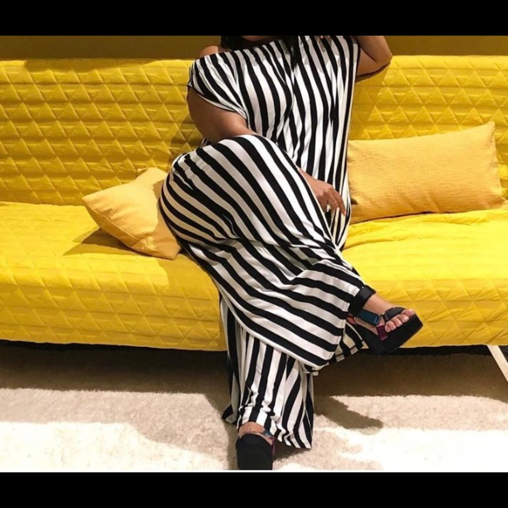 Black and White Romper with pockets